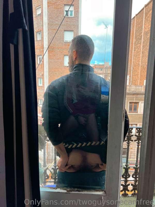 It’s time for a 🚬 break!
Subscribe to our uncensored profile..