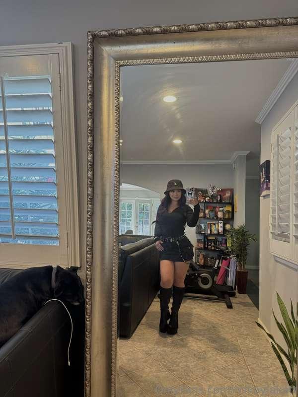 Where would you take me in this outfit? 🫣 I'll read you in t..