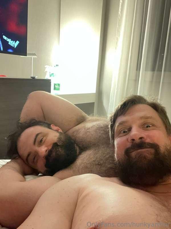 We wish u a nice an chill weekend , Friends.😘