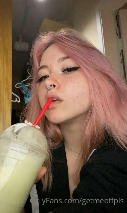 Give me something else to suck on bb? 😏