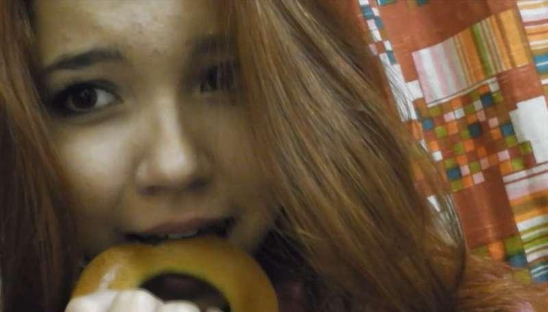 I eat a cookie at the age of 12