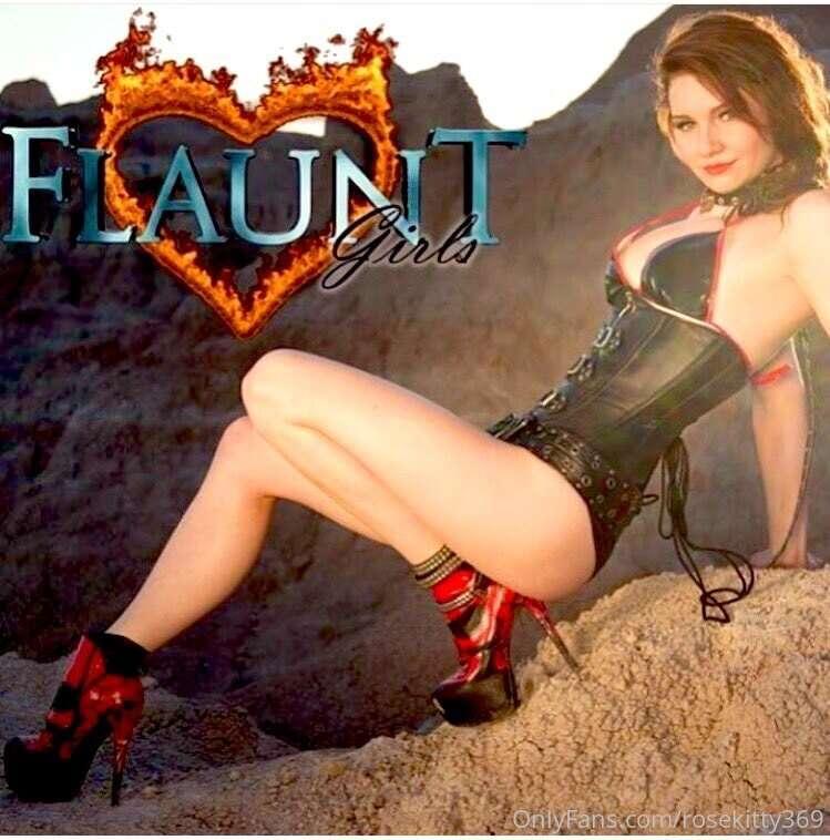 Happy Flashback Friday! 💋🖤