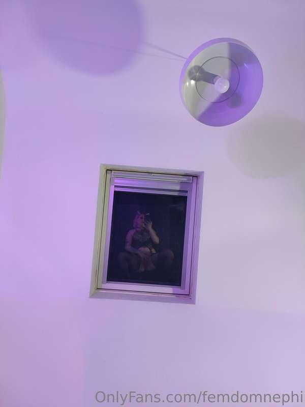 I wanna get fucked underneath this window so I can record it..