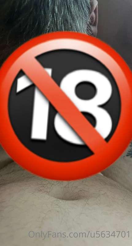 Getting sucked who wants the full vid