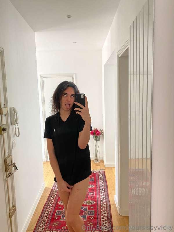 yoursissyvicky image #1