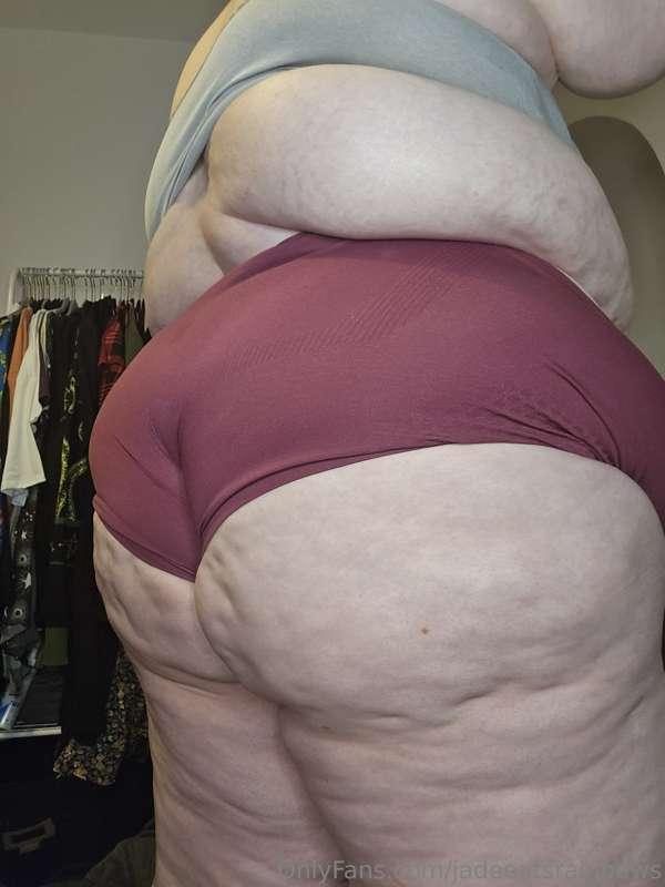 jadeeatsrainbows image #0