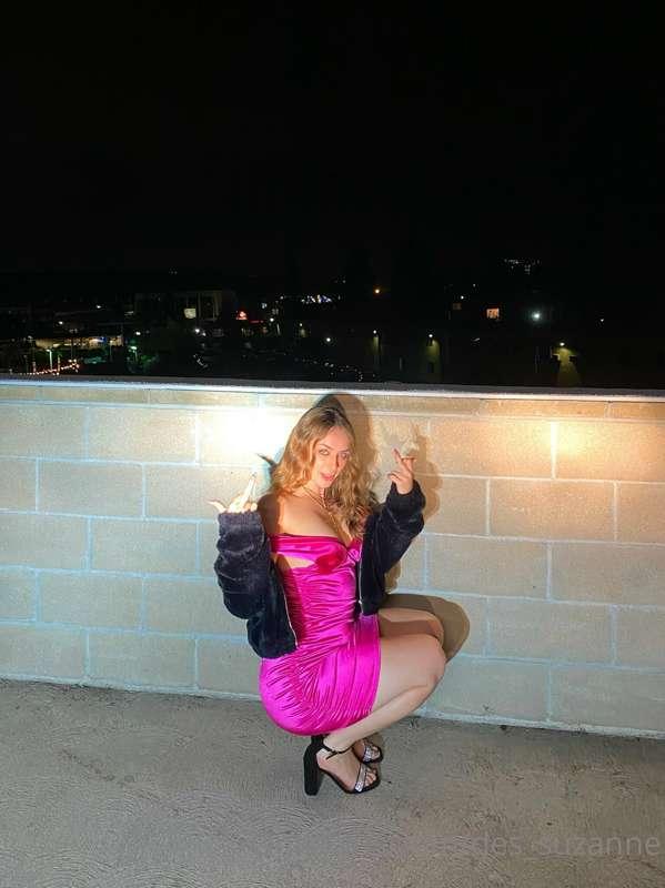 kneel to your queen