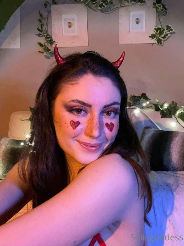 💖 Hey you!

Just shot the cuttessstt valentine-special ✨ever..