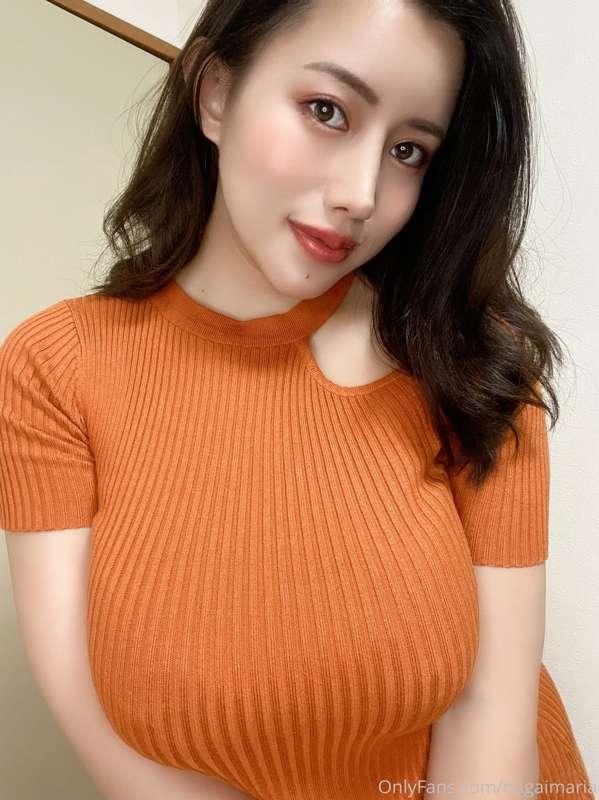 I did a livestream without panties today.😂😳🥺lol
今日は、ノーパンでライブ..