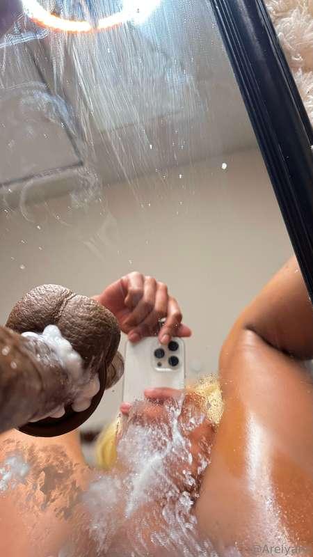 I made such a mess 😩, I need someone to cum help me clean it..