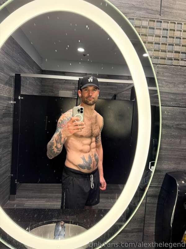 😎😈