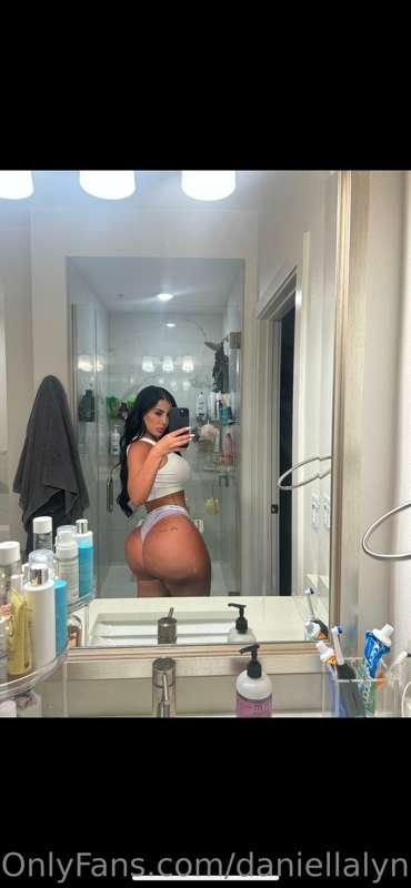 daniellalynnnn image #1