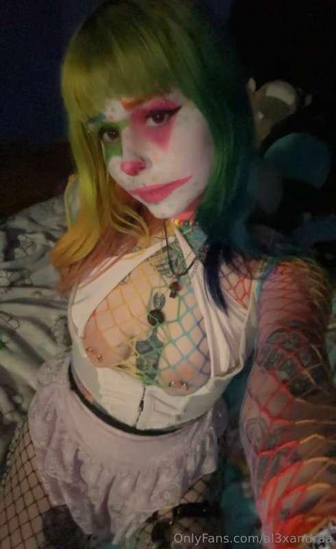 hiiii :3 full video monday hehe heres a little preview and m..