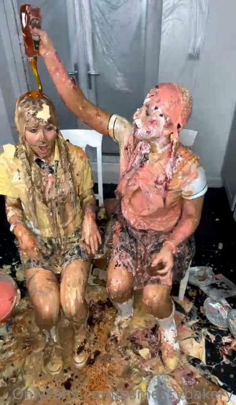 bsmessybakery image #26