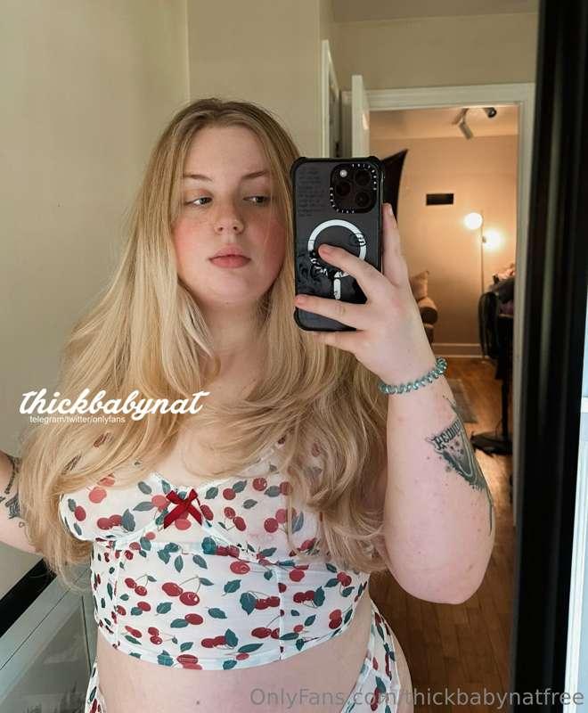 Do you like fucking blondes? 👀

tip for a surprise in your d..