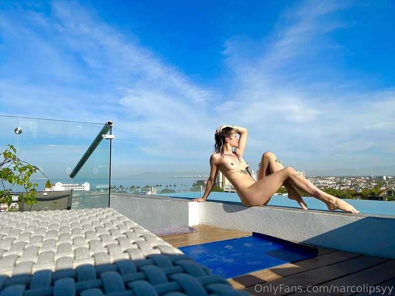 would you fuck me on the top of our air bnb?