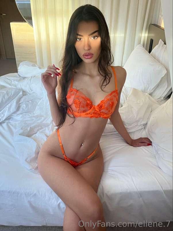 Come follow my best friend on OF, she offers really good con..