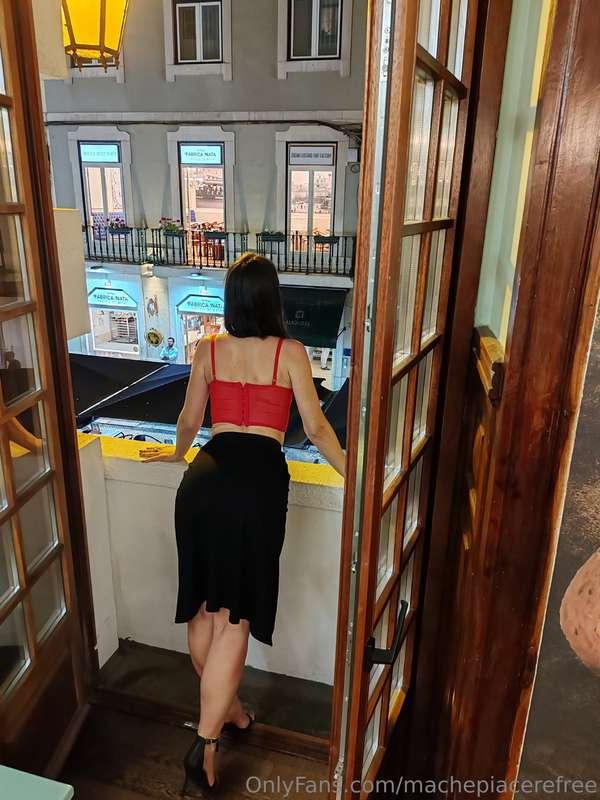 Forse hai suonato alla mia porta?Ti aspetto 🫦