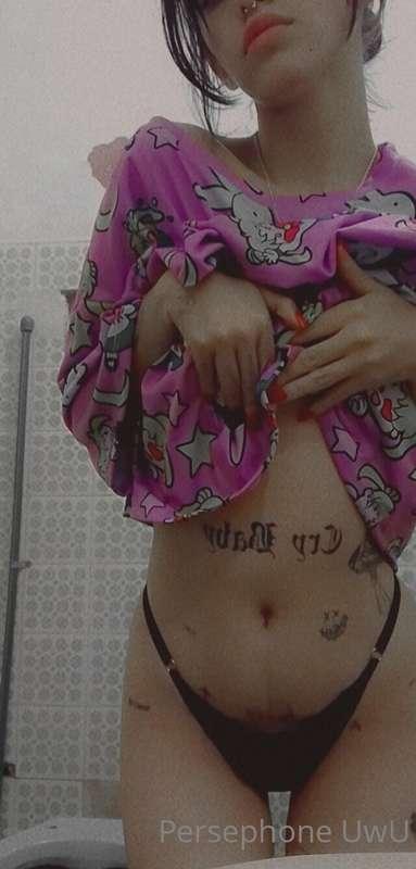 Yo me puse el pijama, ahora a ustedes les toca quitarmelo🤤🙈
