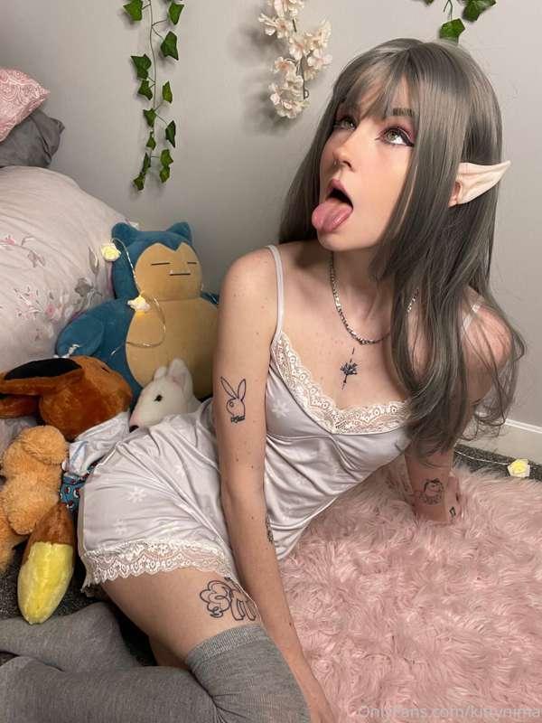 part 1 of my grey elf set🌿✨🧝‍♀️ part 2 gets a lot naughtier ..