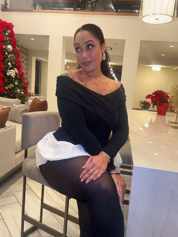 On the naughty list, but feeling nice. 😇🎄