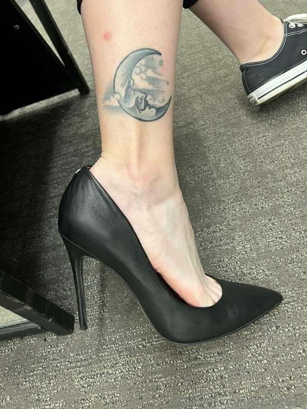 Browsing Nordstrom rack today. 
The black ones were too big ..