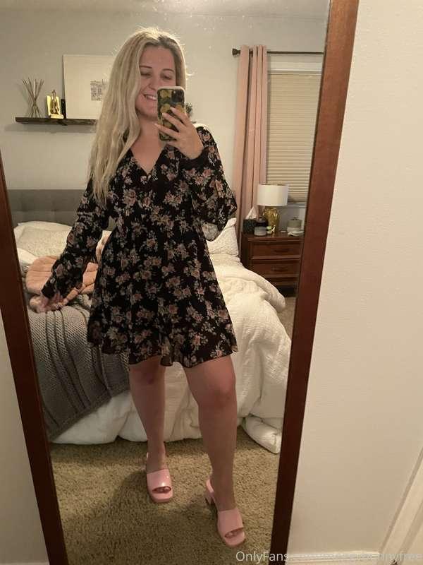 cutie with a booty in your dms 💛