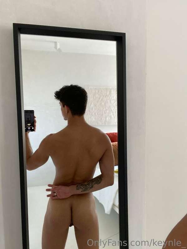 keynle_ image #1