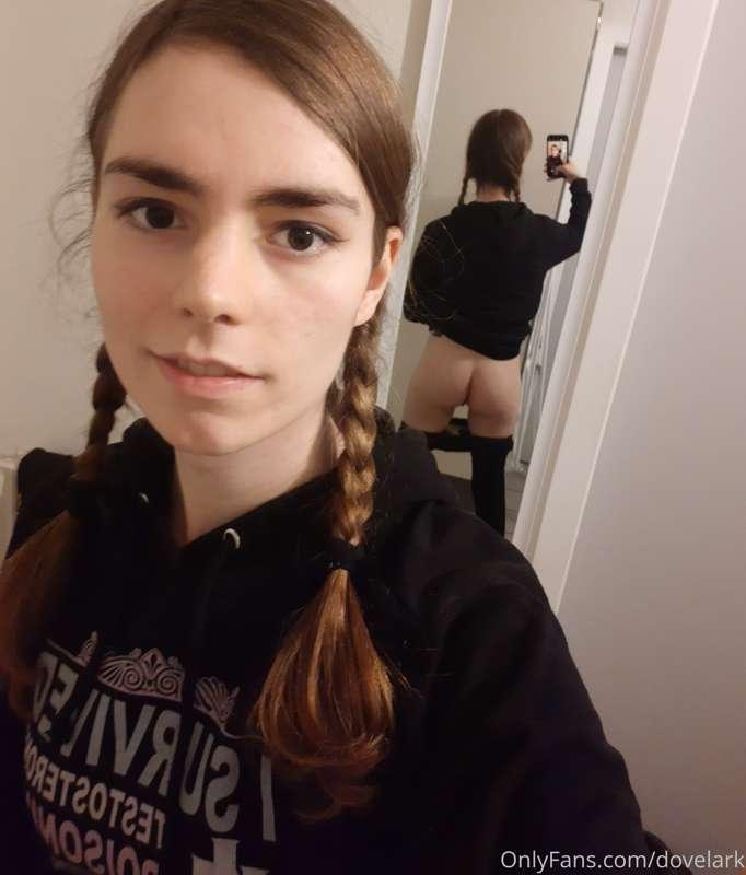 tried doing winged eyeliner - really like how it turned out ..