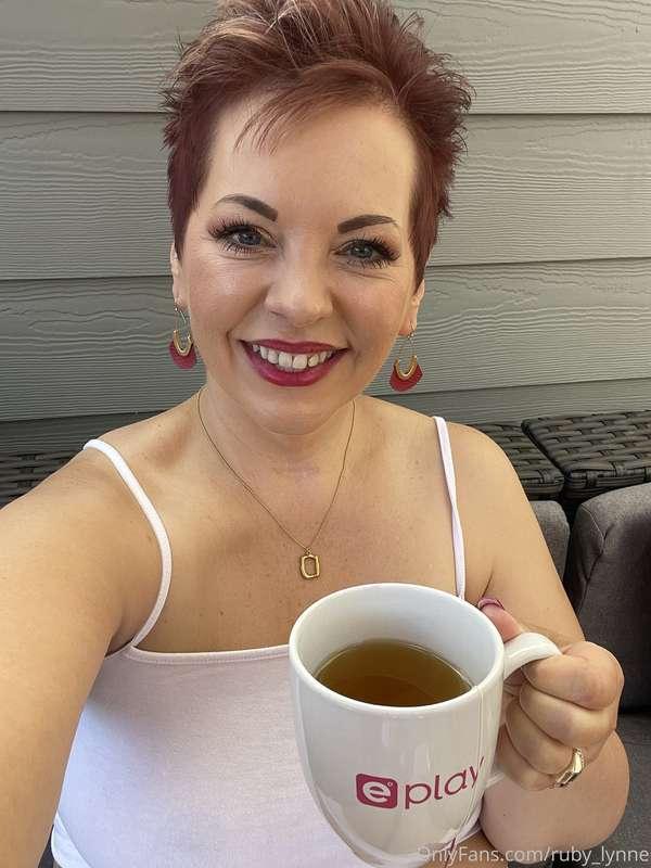 Coffee, tea or me??