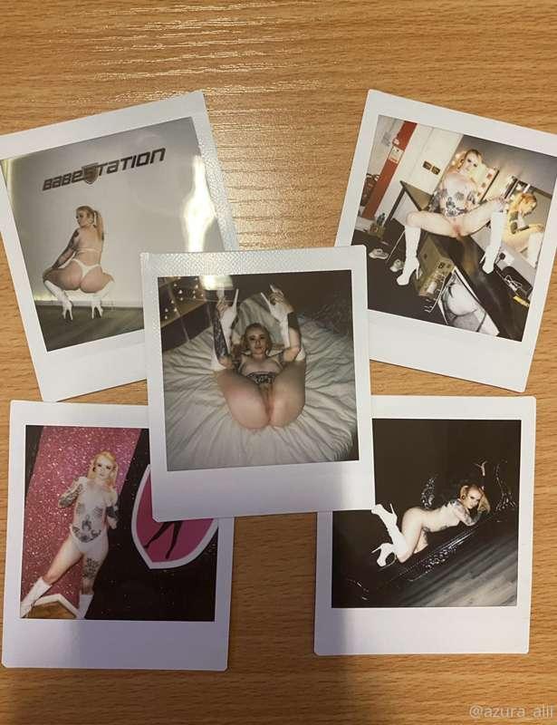 Have you ever wanted your own personal photoset to hold onto..