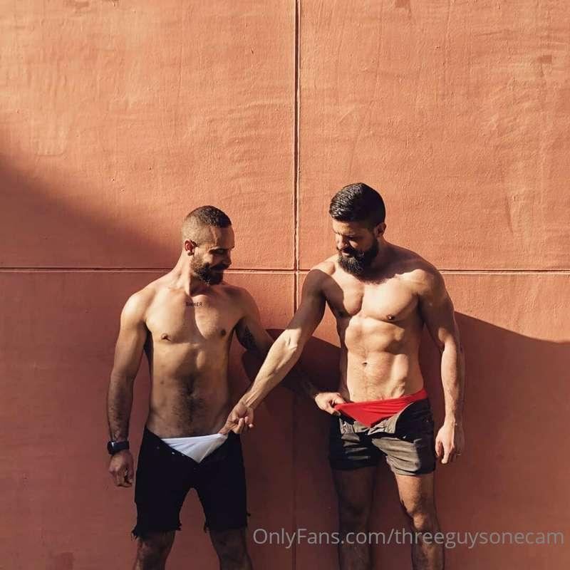 What you got there, bro? 😏🍆
Follow our premium profiles for ..