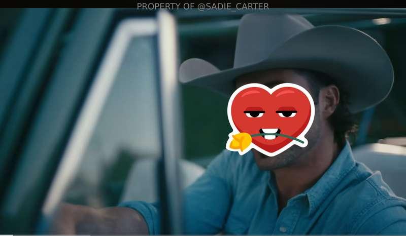 Y’all… if you ain’t into country men/music then Riley Green’..