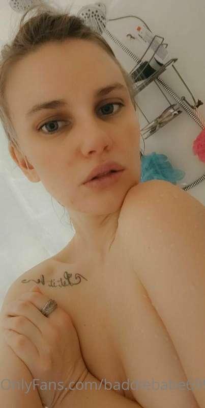 Shower time 🛀🚿💦