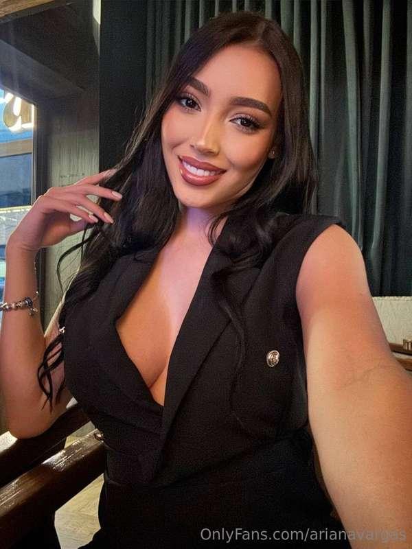 Sweet as sugar, hot like fire 🍬🔥