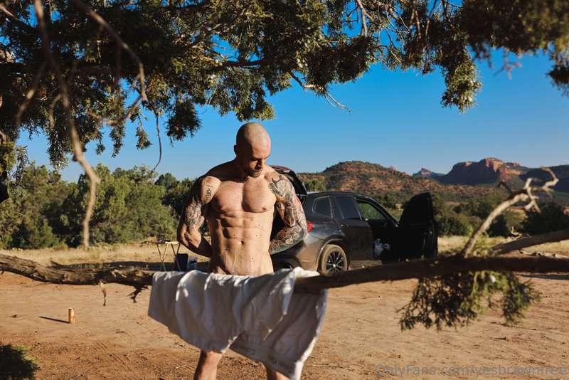 Cowboy shower 🏕️