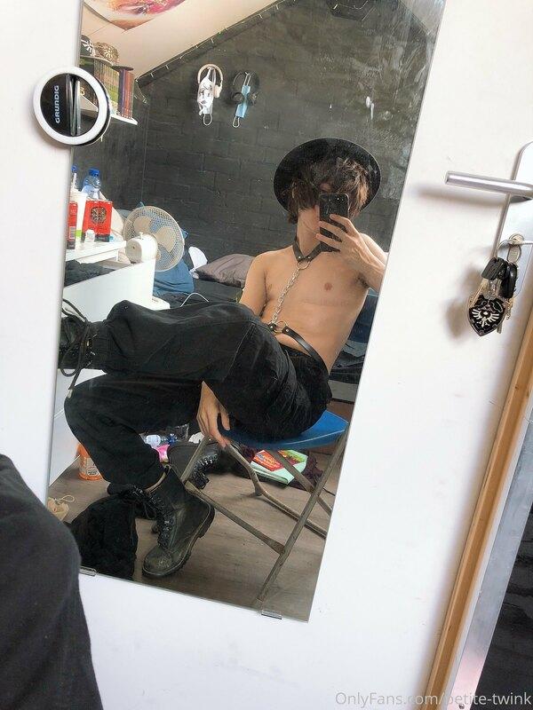 petite-twink image #1