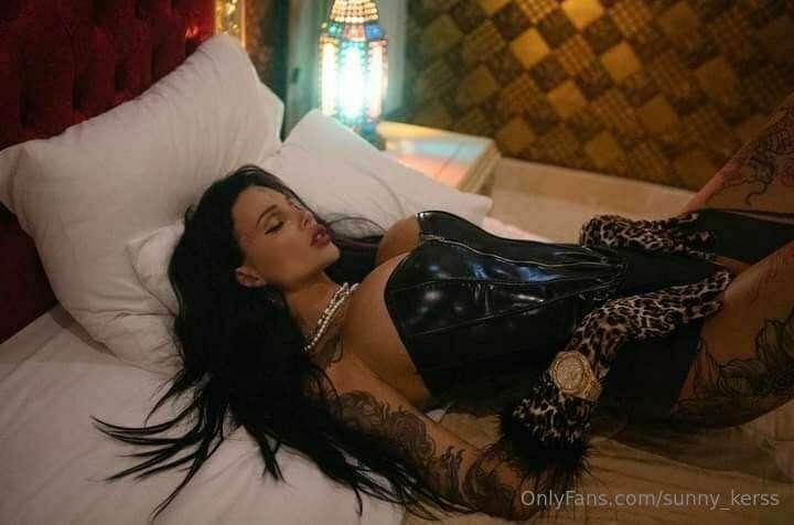 Do you like my outfit? 😍