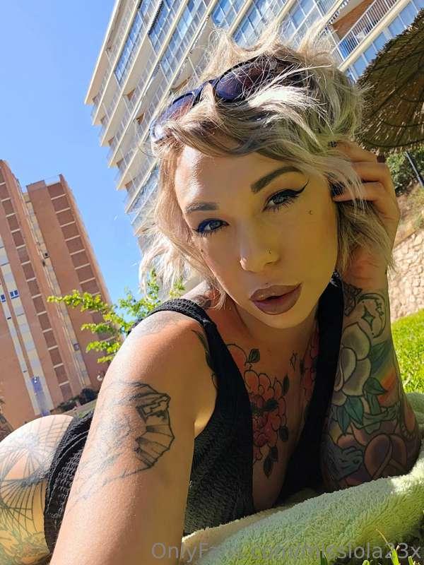 Do you like the view baby? 😝☀️