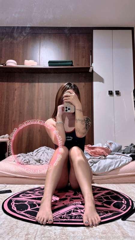 Some routine outfit ^^

#soles #petite #e-girl #Asian #fyp #slim thick #feet lover #fetish #creamy  #nudity 