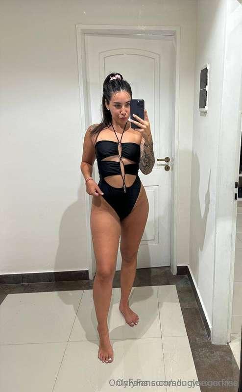 Newly single, can I send you pictures? 🥰😈