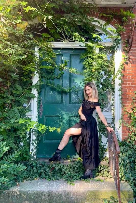 A little something for my leg lovers 😉