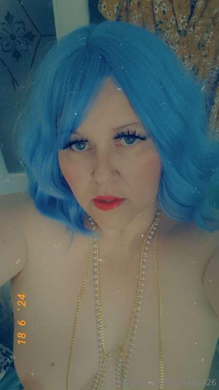 U want to see me play with my nipples with whipped cream. Ju..