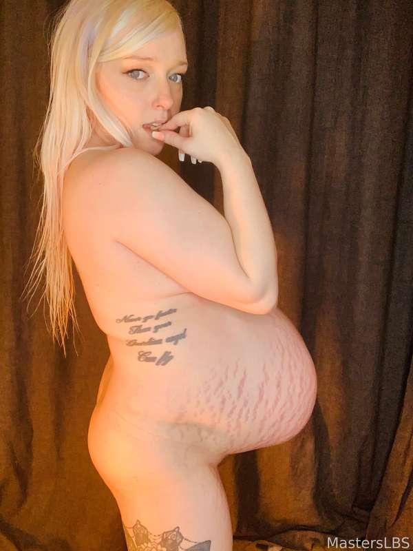 Do you still find me sexy??

#fyp #pregnant #bigtits #bigboobs #preggo #bump #mom #mommy #mum #mummy