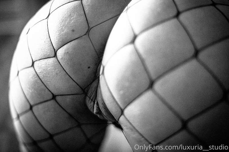 Model: @camille_haring