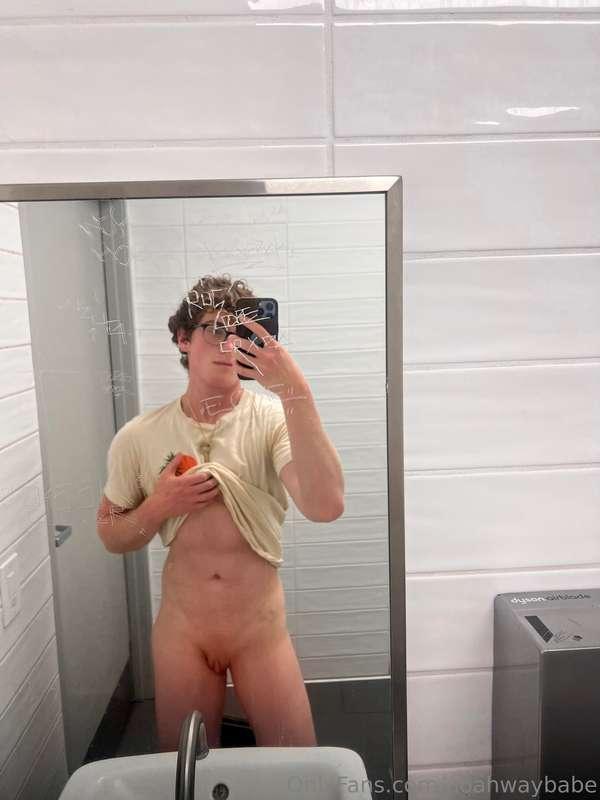 noahwaybabe image #2