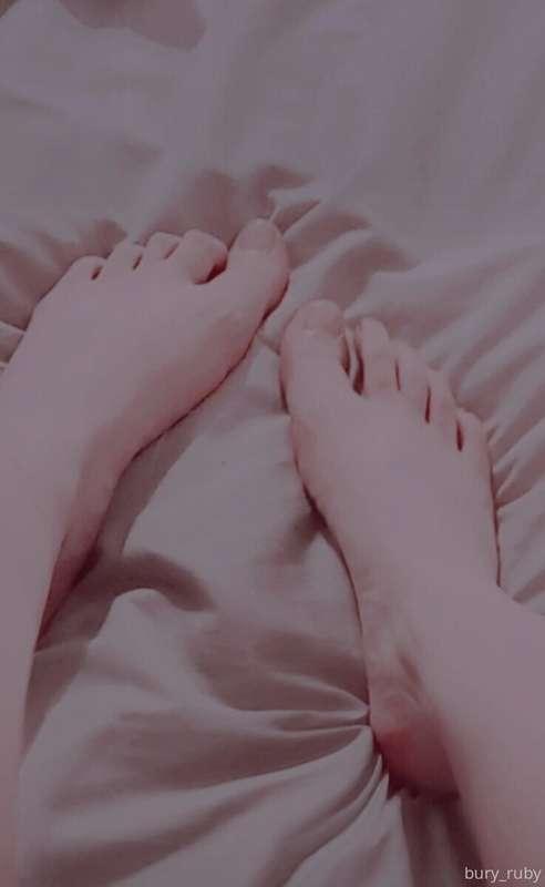 for the feet lovers o: