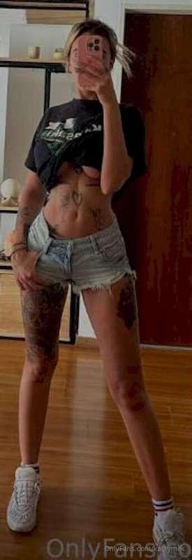 🧡SUBSCRIPTION FOR FREE🧡Horny @sweet.kendi shows her pussy ju..