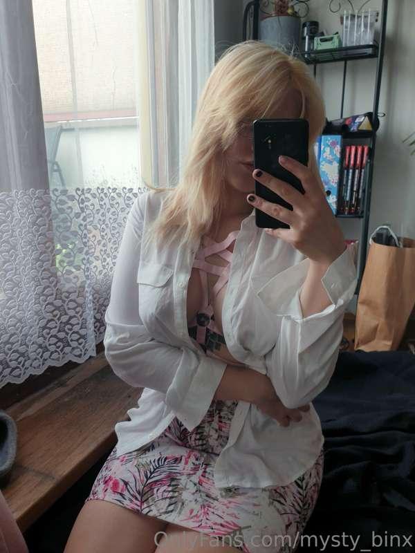 mysty_binx image #1