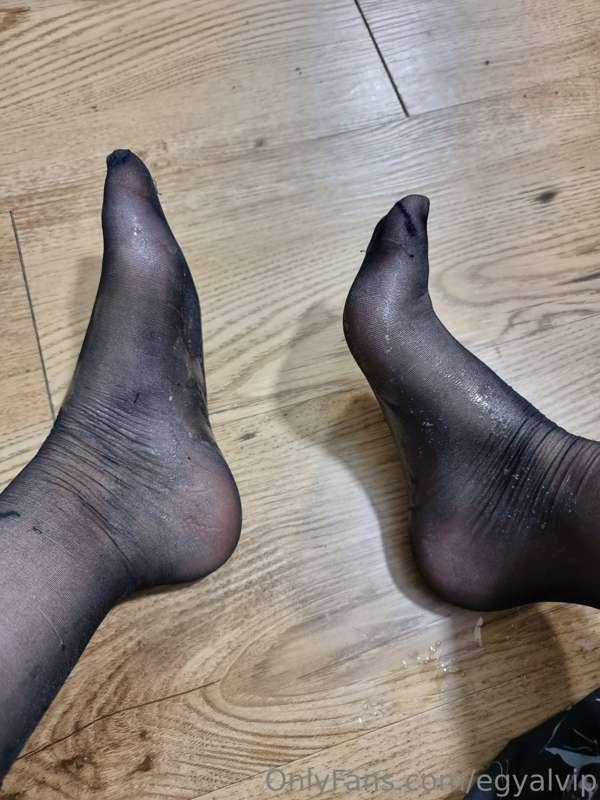 After footjob with nylons